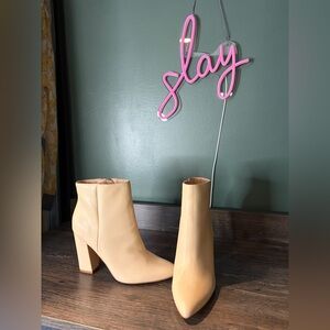 NWOT Tan Vegan Leather Patent Look Nude Ankle Boot Bootie Capsule Staple